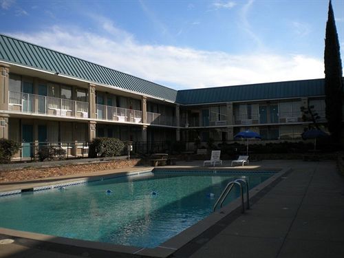 Bossier Inn And Suites Боссьєр-Сіті Екстер'єр фото